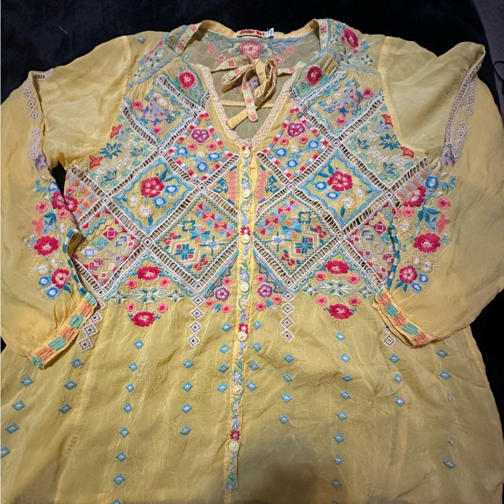 Johnny WAS Detailed Embroidery Cupra Rayon  Yellow LS Button Down OVER THE TOP L